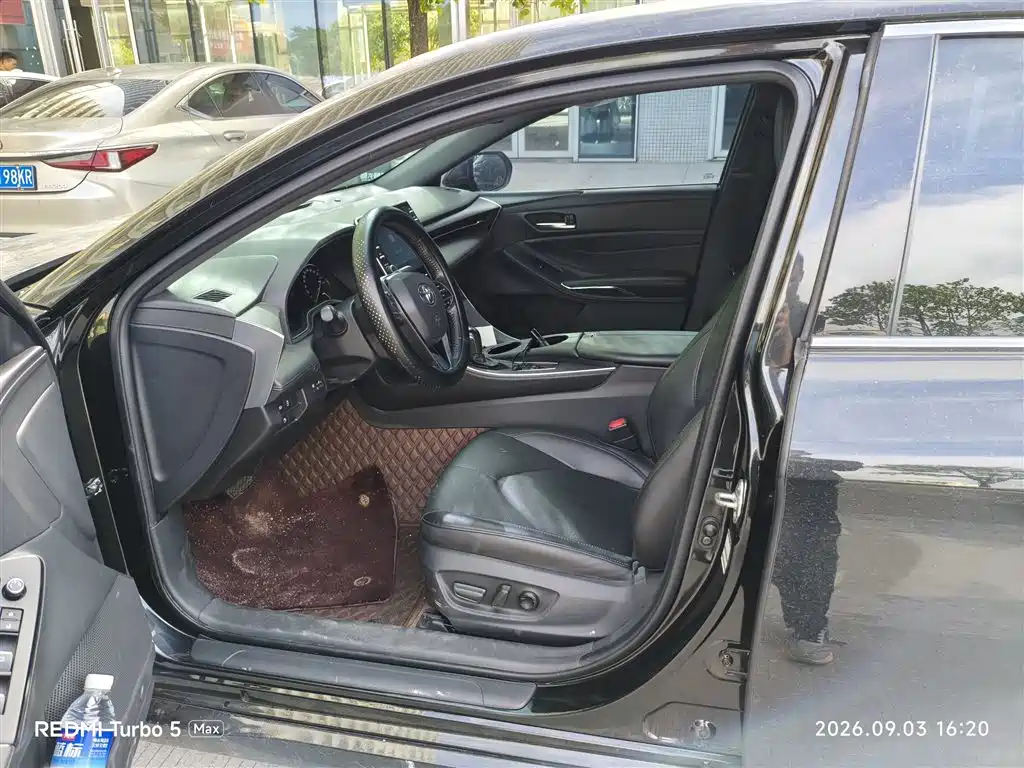 Toyota Avalon — миниатюра 6