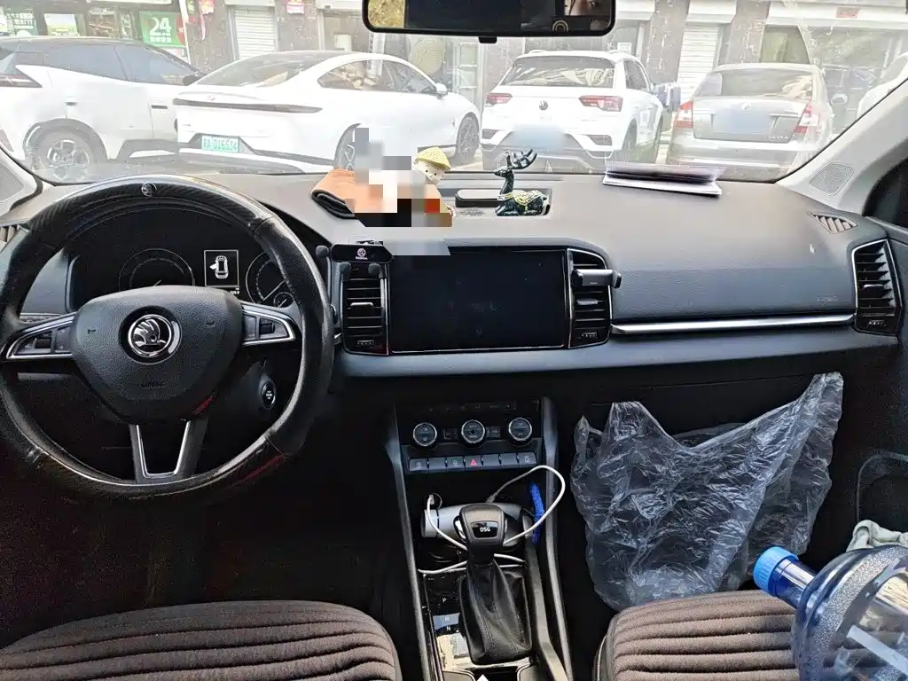 Skoda Karoq — миниатюра 10