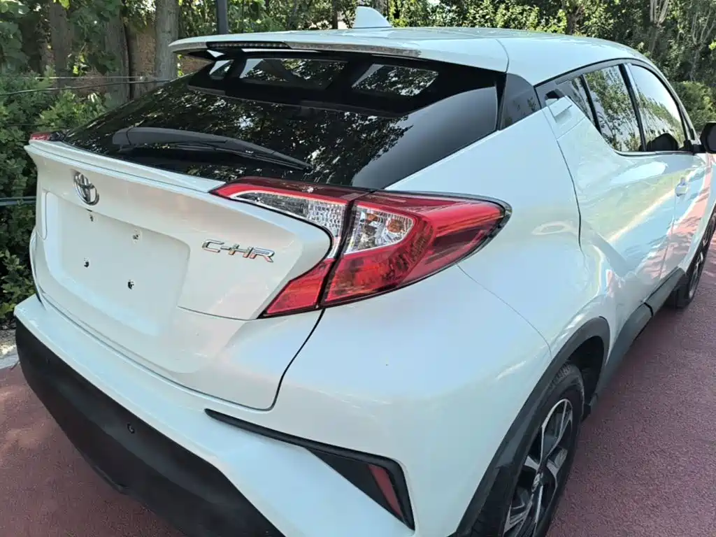 Toyota C-HR — миниатюра 8