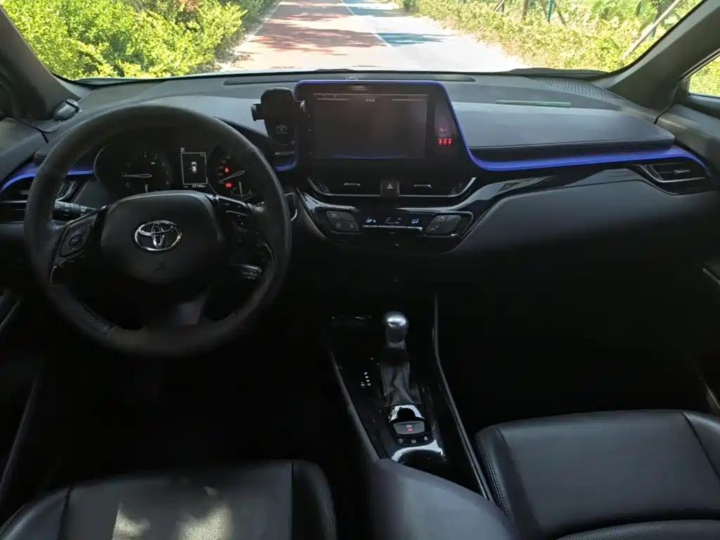 Toyota C-HR — миниатюра 10