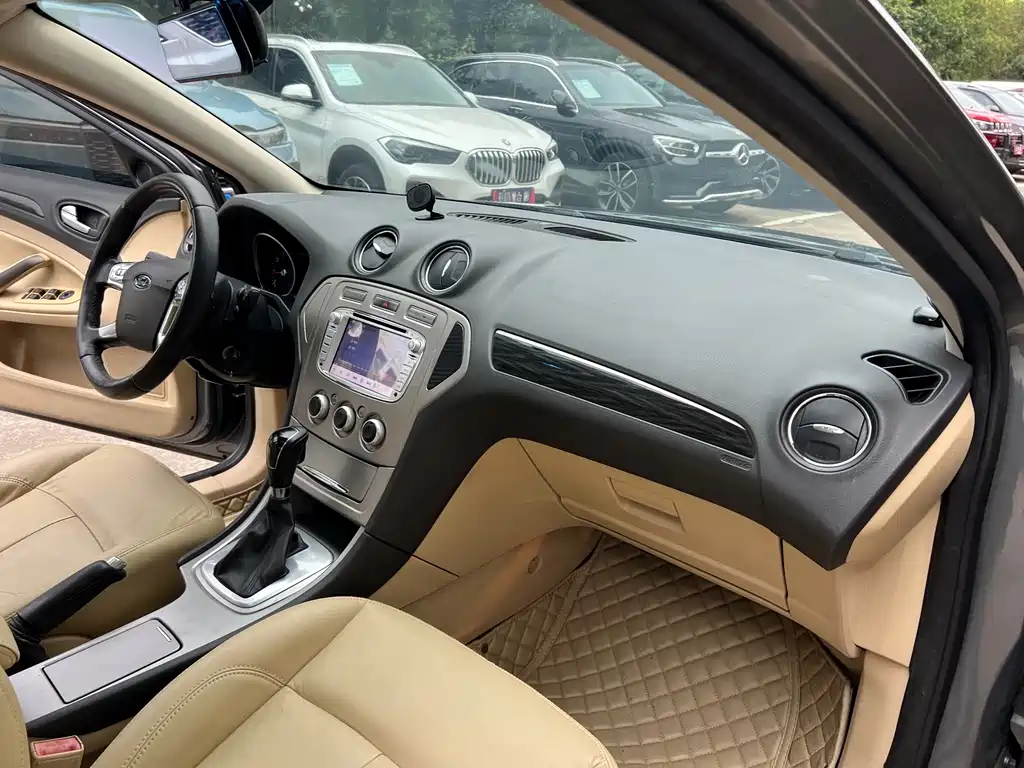 Ford Mondeo Zhisheng — миниатюра 9