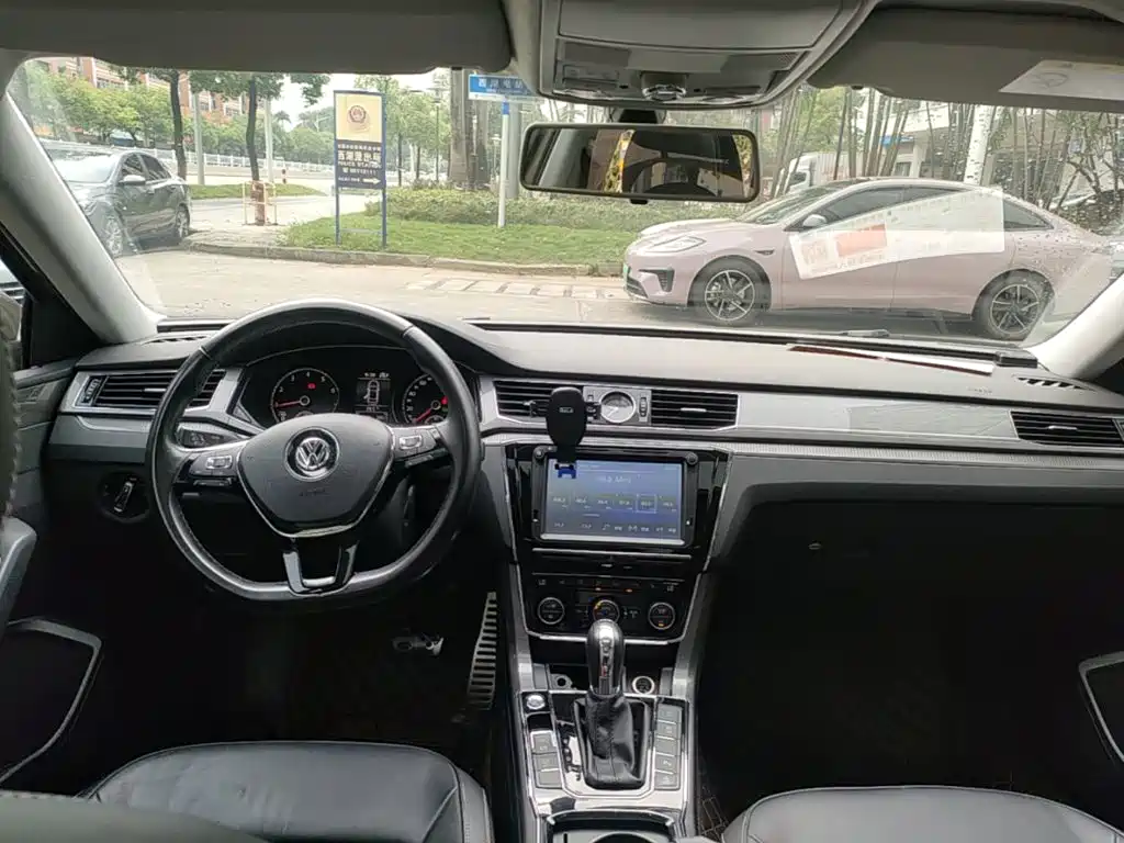 Volkswagen Passat 2017 280TSI DSG