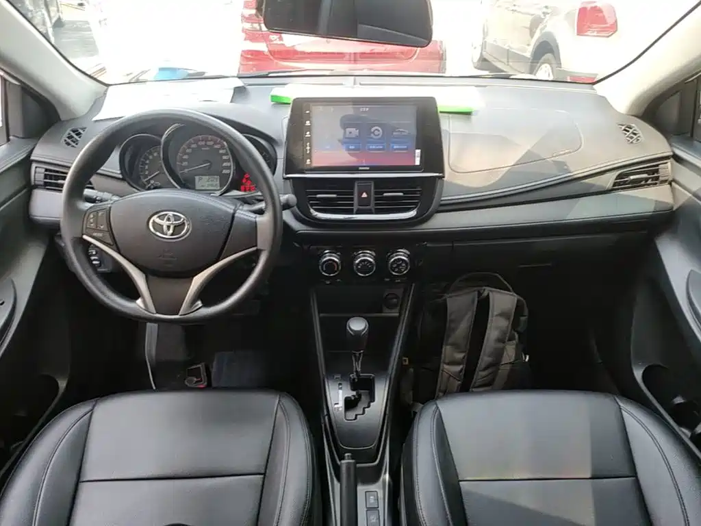 Toyota Vios FS — миниатюра 10