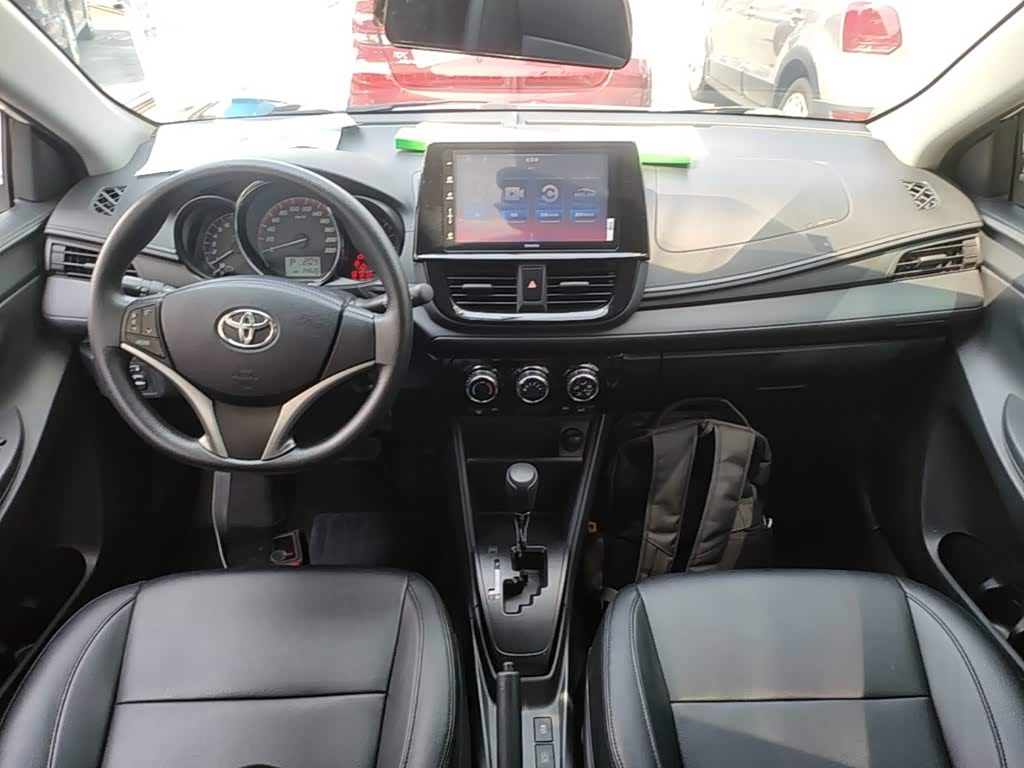 Toyota Vios FS 1.5 л 2021 г. Белый, пробег 34600 км