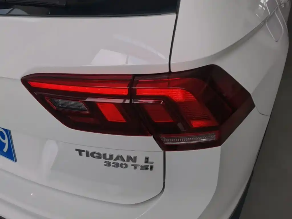 Volkswagen Tiguan L — миниатюра 8