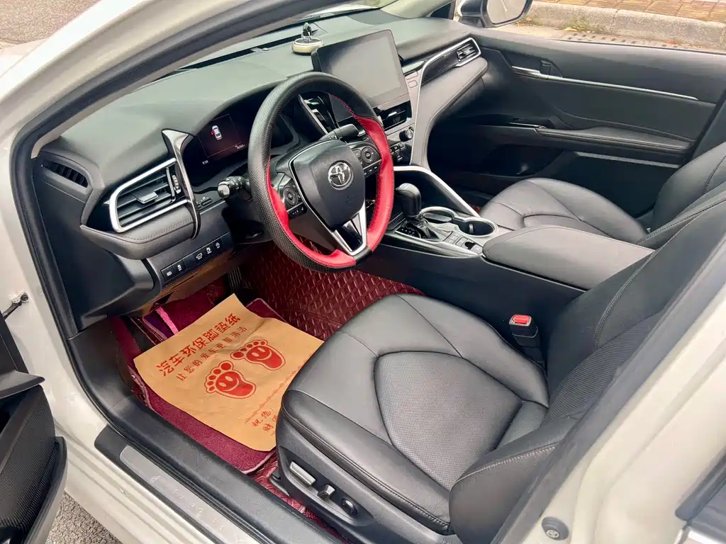 Toyota Camry 2021 2.5G Luxury