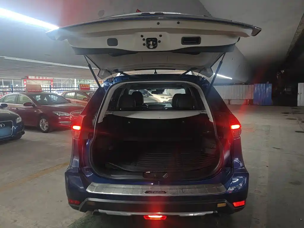 Nissan X-Trail — миниатюра 15