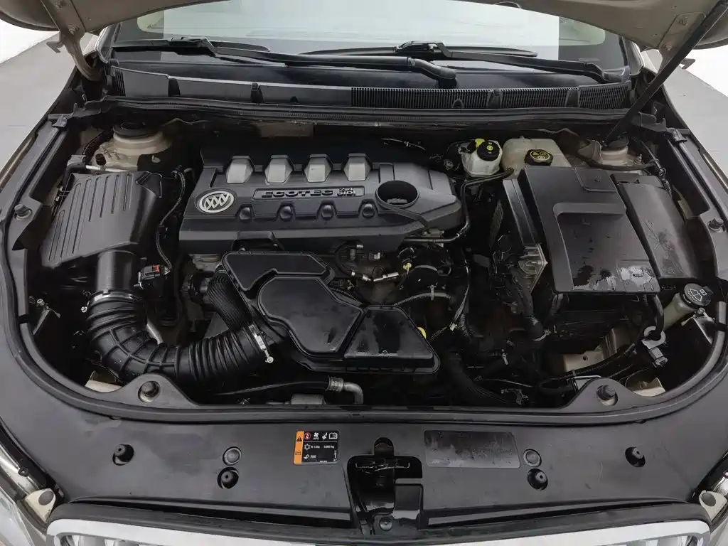 Buick LaCrosse — миниатюра 6