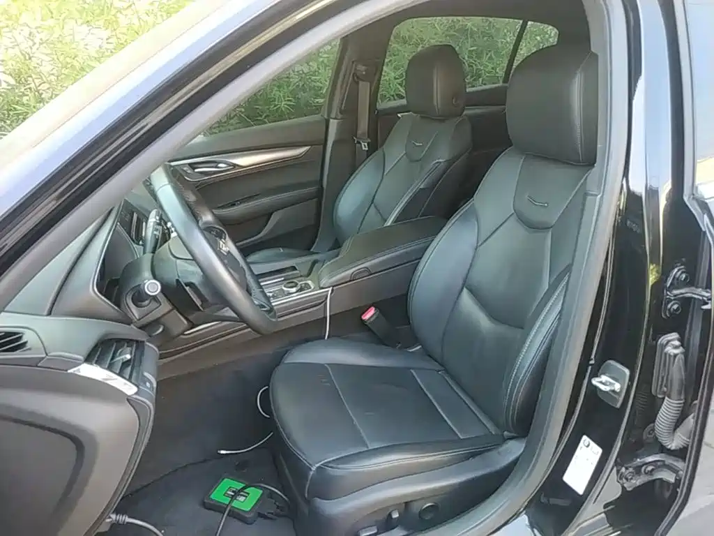 Cadillac CT5 — миниатюра 15