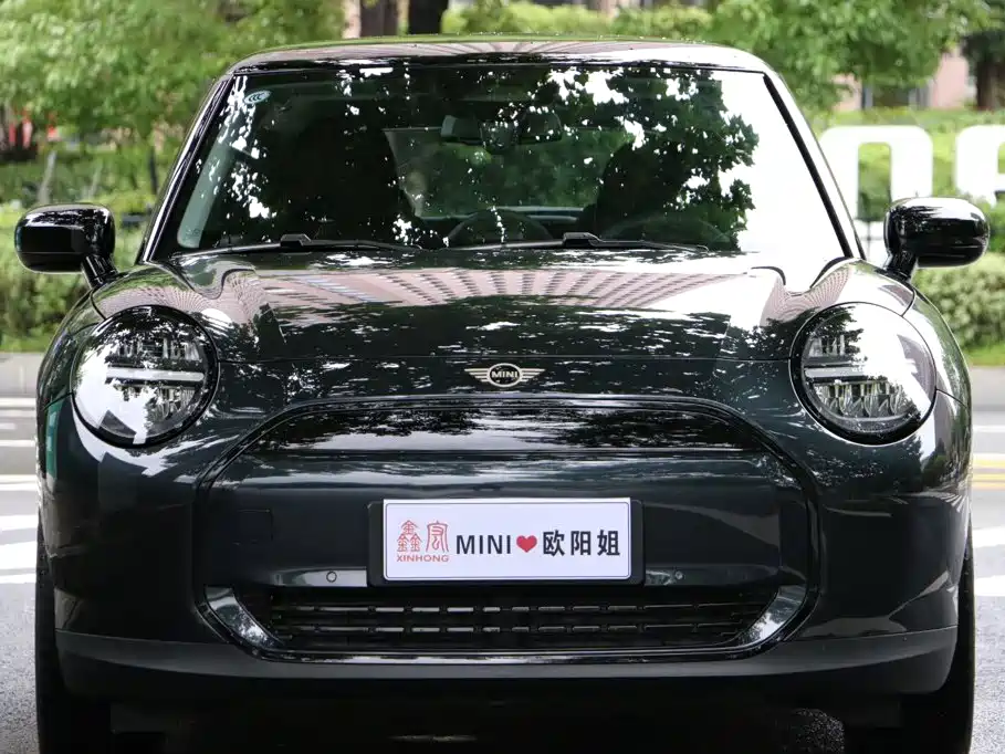 MINI MINI COOPER EV — миниатюра 2