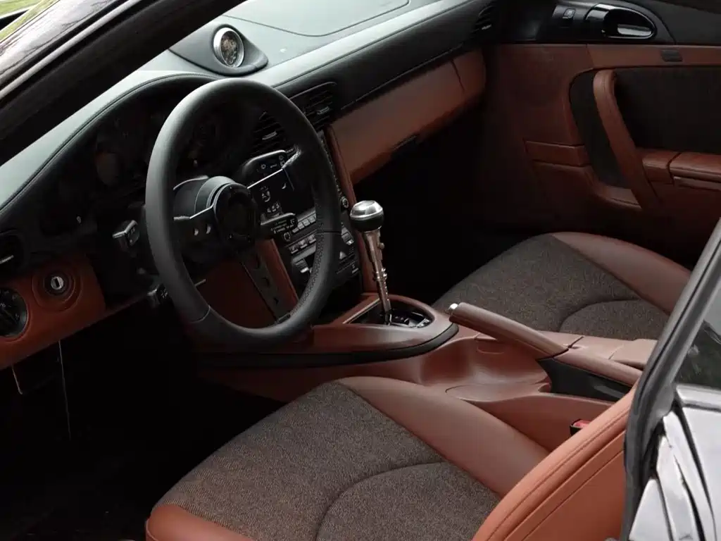 Porsche 911 — миниатюра 7