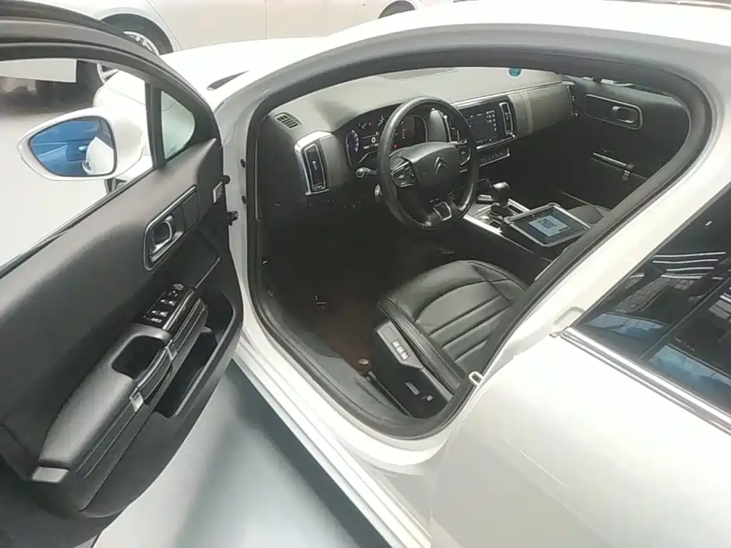 Citroen C6 — миниатюра 16