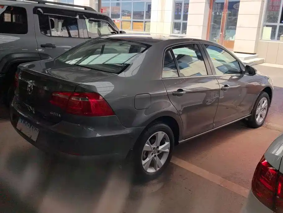 Volkswagen Bora — миниатюра 3