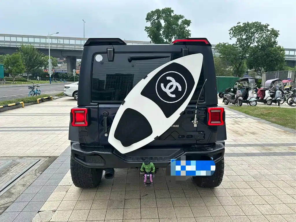 Jeep Wrangler — миниатюра 5