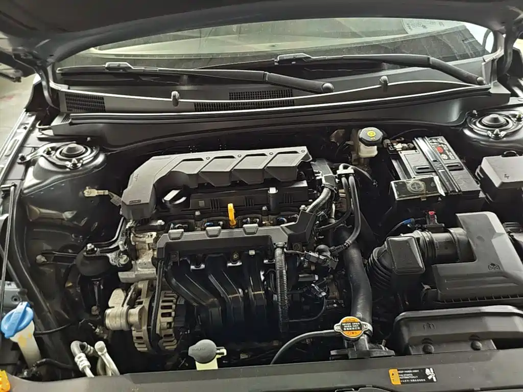 Hyundai Elantra — миниатюра 20