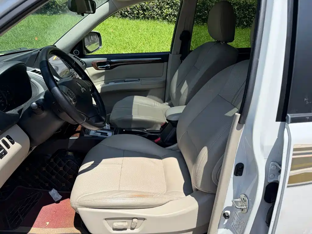 Mitsubishi Pajero Sport — миниатюра 8