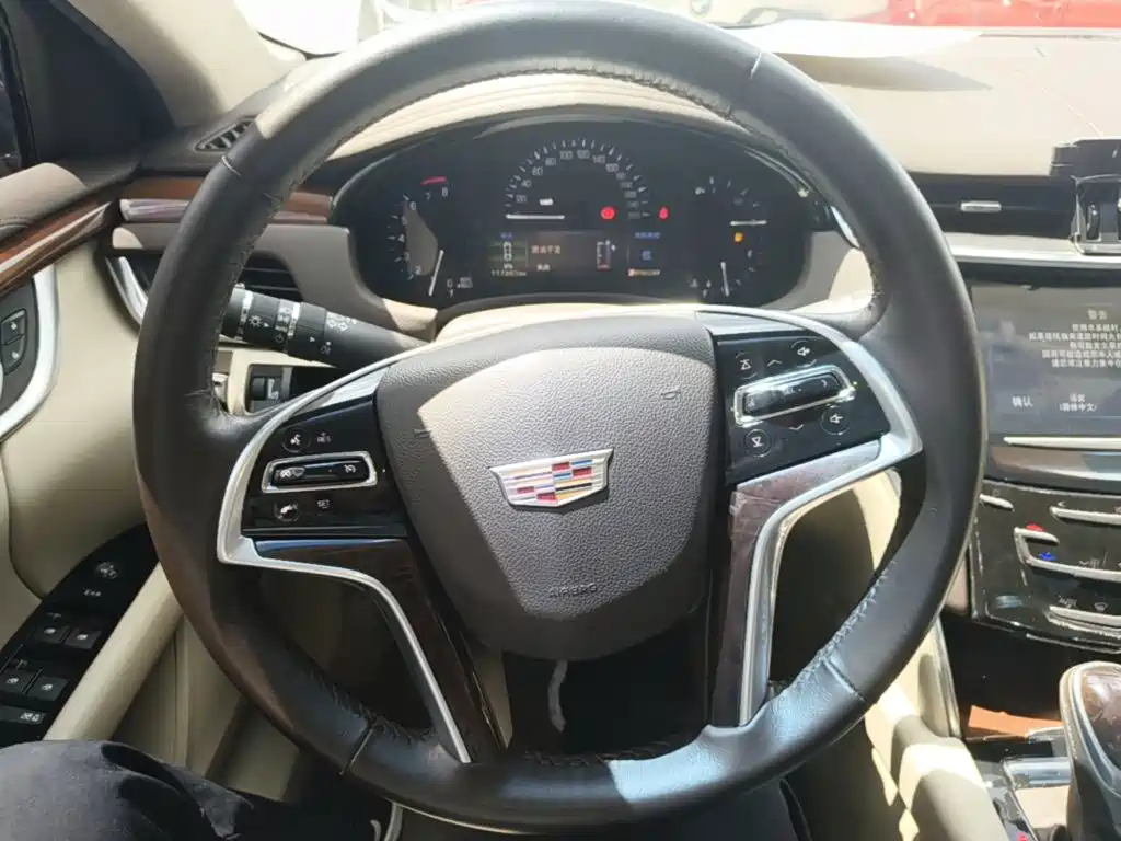 Cadillac XTS — миниатюра 11