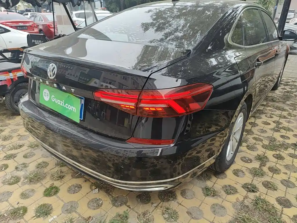 Volkswagen Passat — миниатюра 8