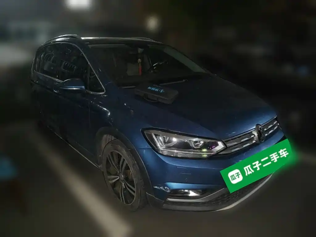 Volkswagen Touran — миниатюра 3