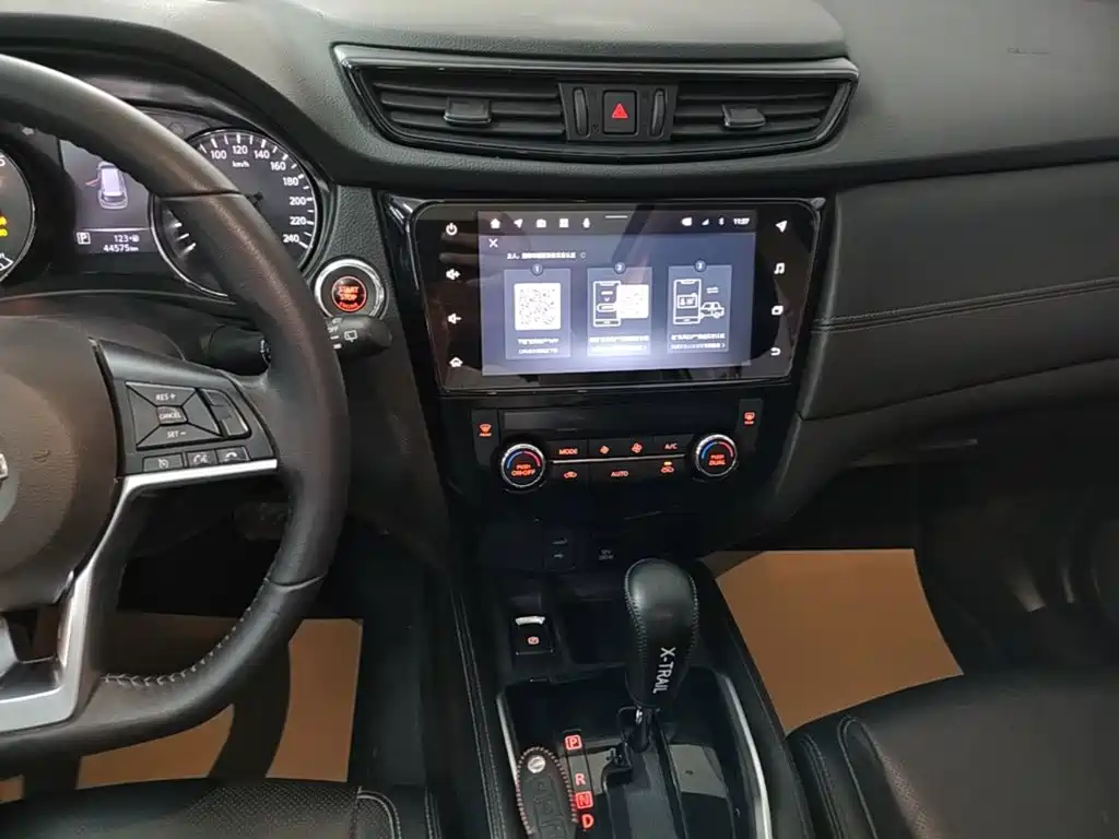 Nissan X-Trail — миниатюра 13