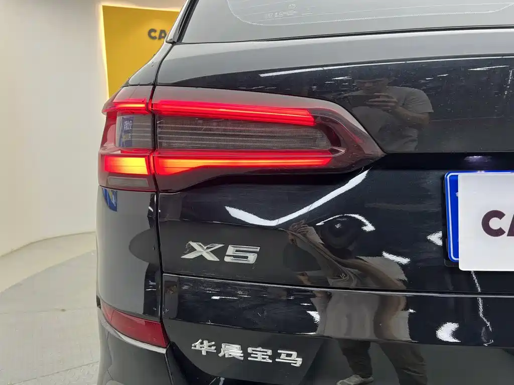 BMW X5 — миниатюра 9