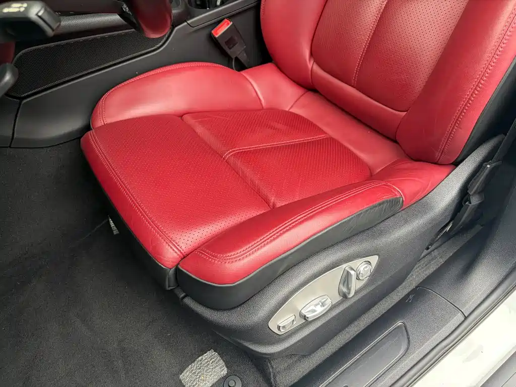 Porsche Macan — миниатюра 9