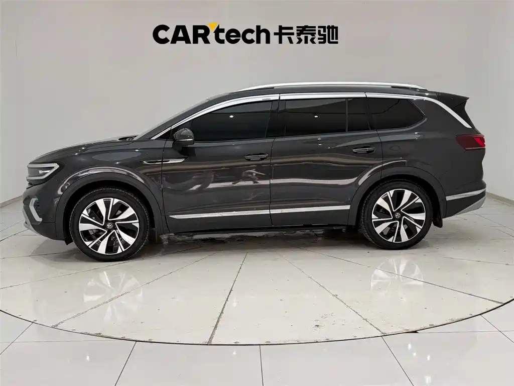 Volkswagen Viloran 2021 380TSI Flagship