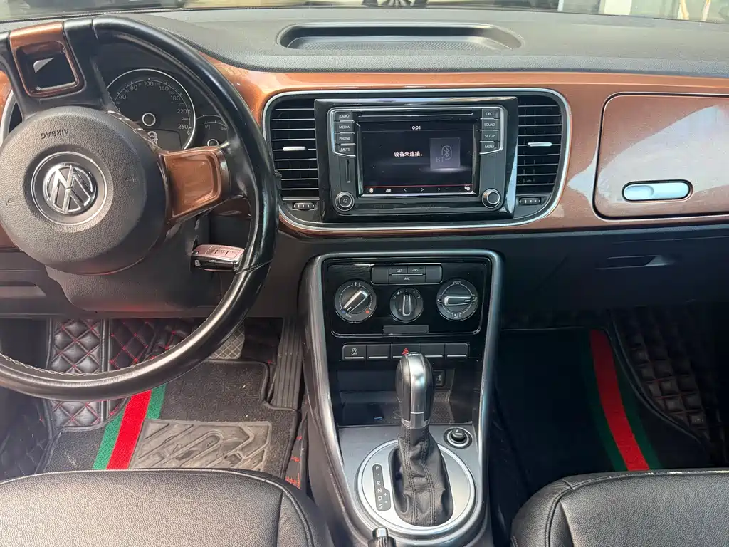 Volkswagen Beetle — миниатюра 7