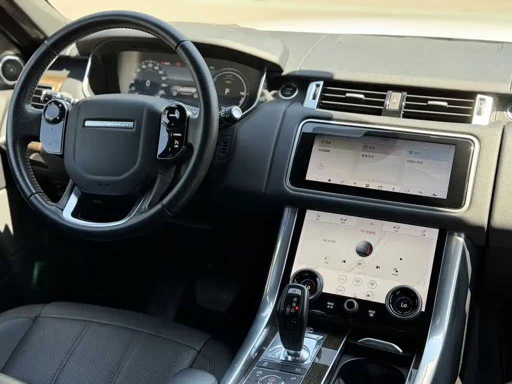 Land Rover Sport PHEV — миниатюра 21