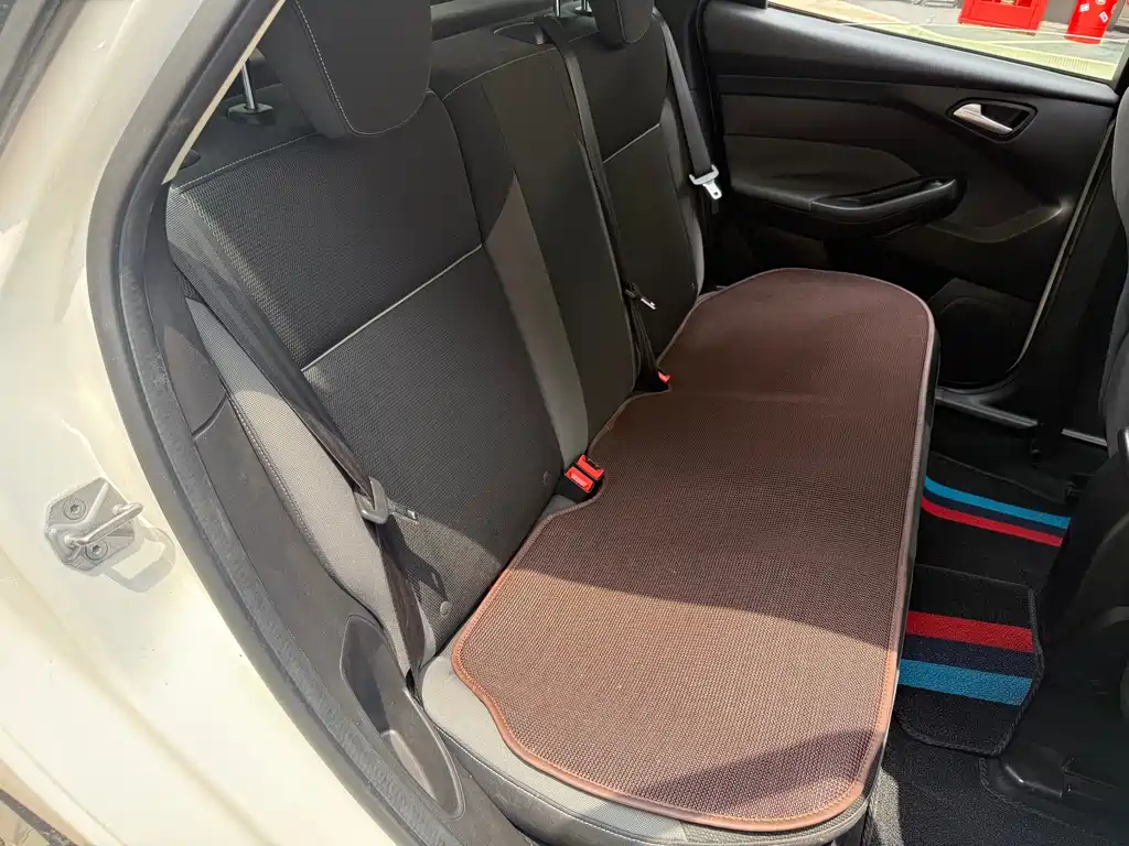 Ford Focus — миниатюра 26