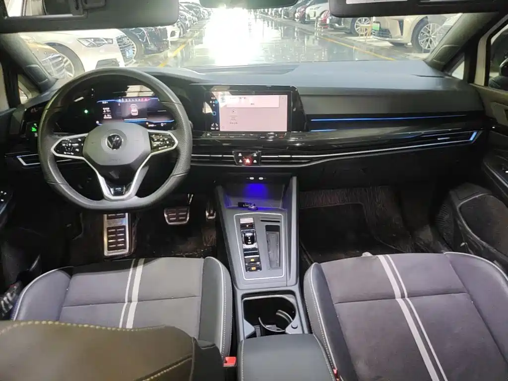 Volkswagen Golf — миниатюра 10