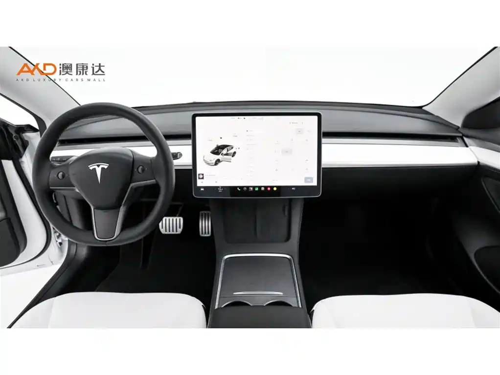 Tesla Model 3 — миниатюра 5
