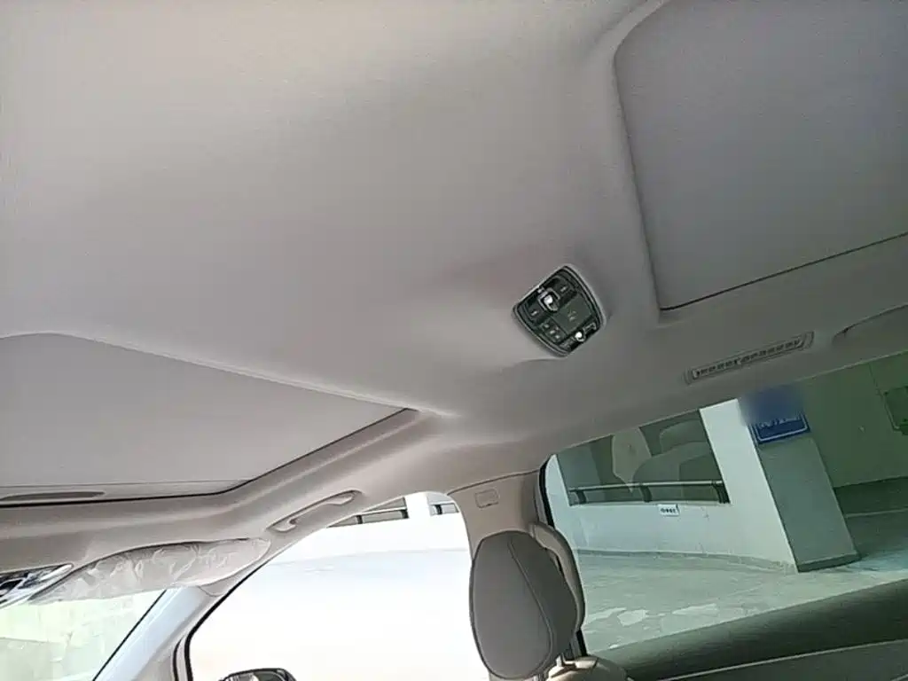 Roewe iMAX8 New Energy — миниатюра 18