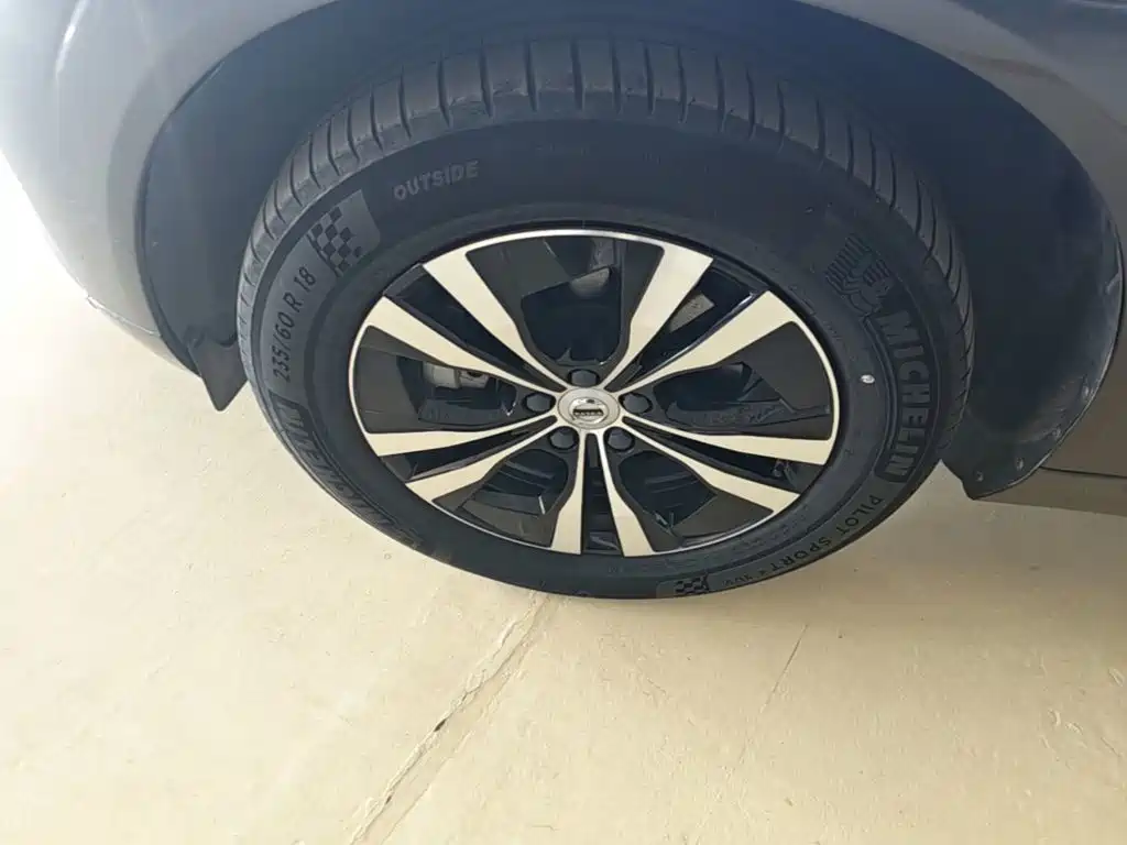 Volvo XC60 — миниатюра 23