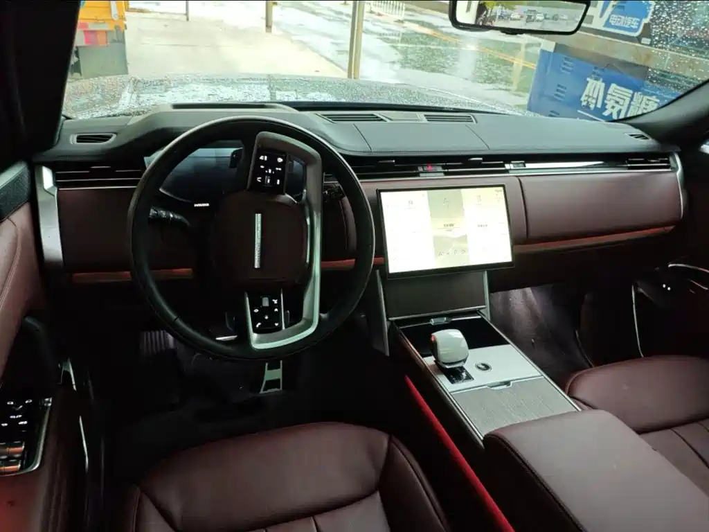 Land Rover Range Rover — миниатюра 7