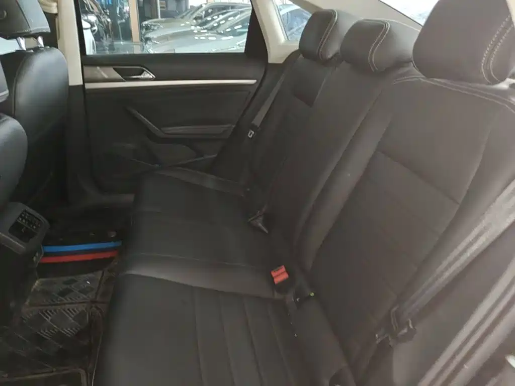 Volkswagen Lavida — миниатюра 17