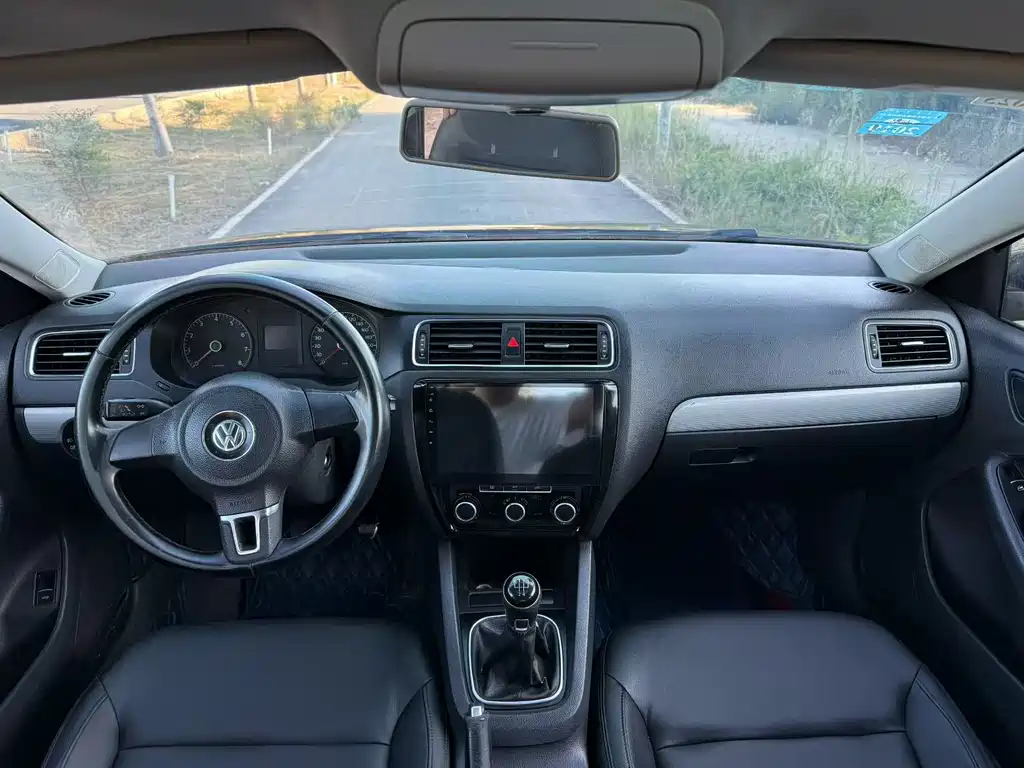 Volkswagen Sagitar — миниатюра 5
