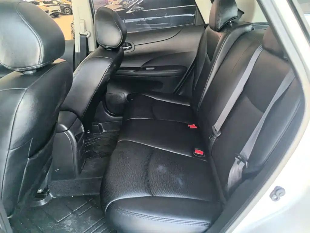 Nissan Tiida — миниатюра 17