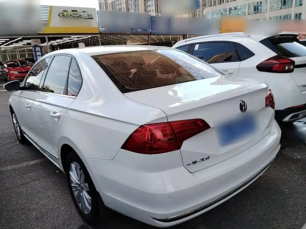 Volkswagen Bora — миниатюра 5