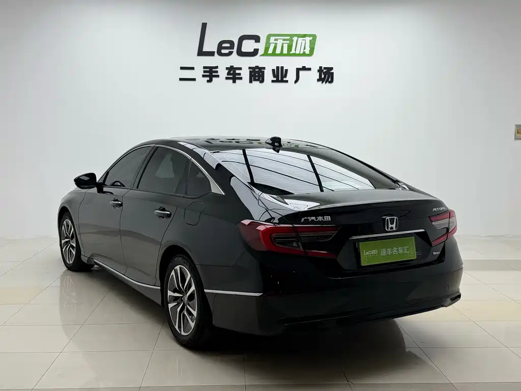 Honda Accord — миниатюра 6