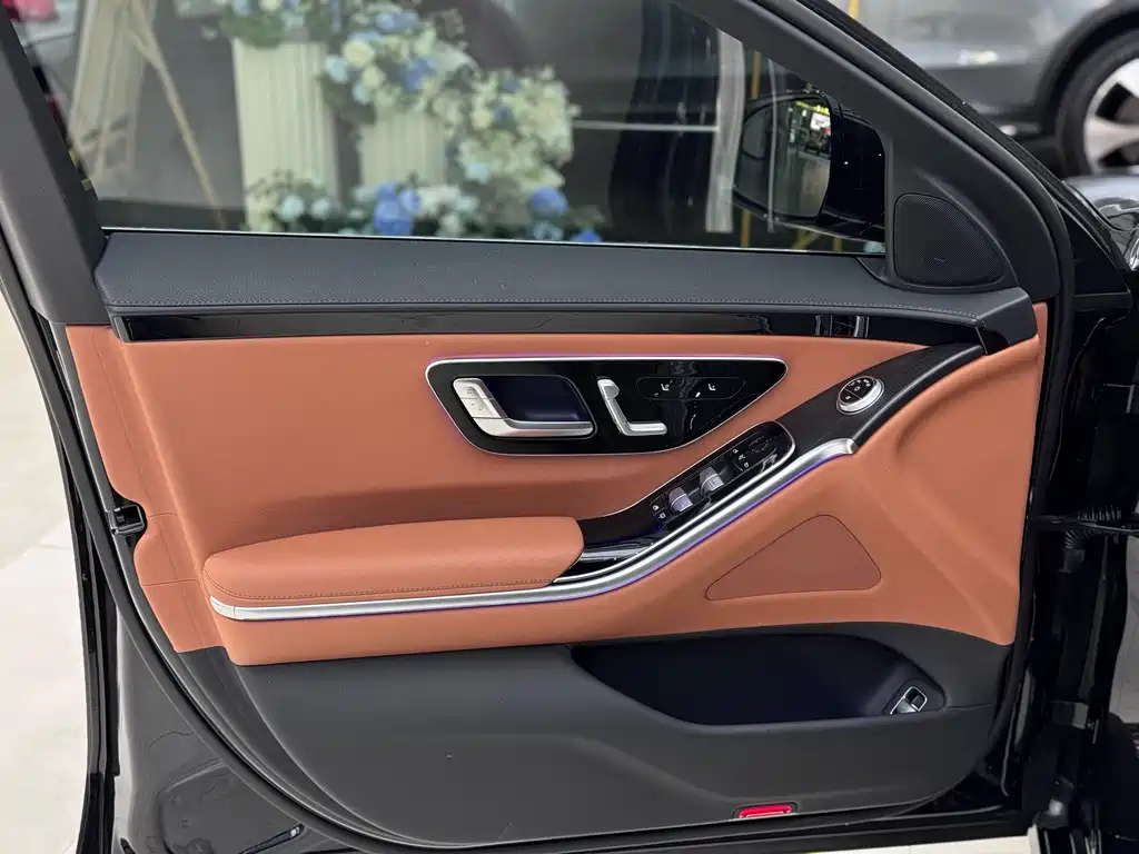 MERCEDES-BENZ S CLASS