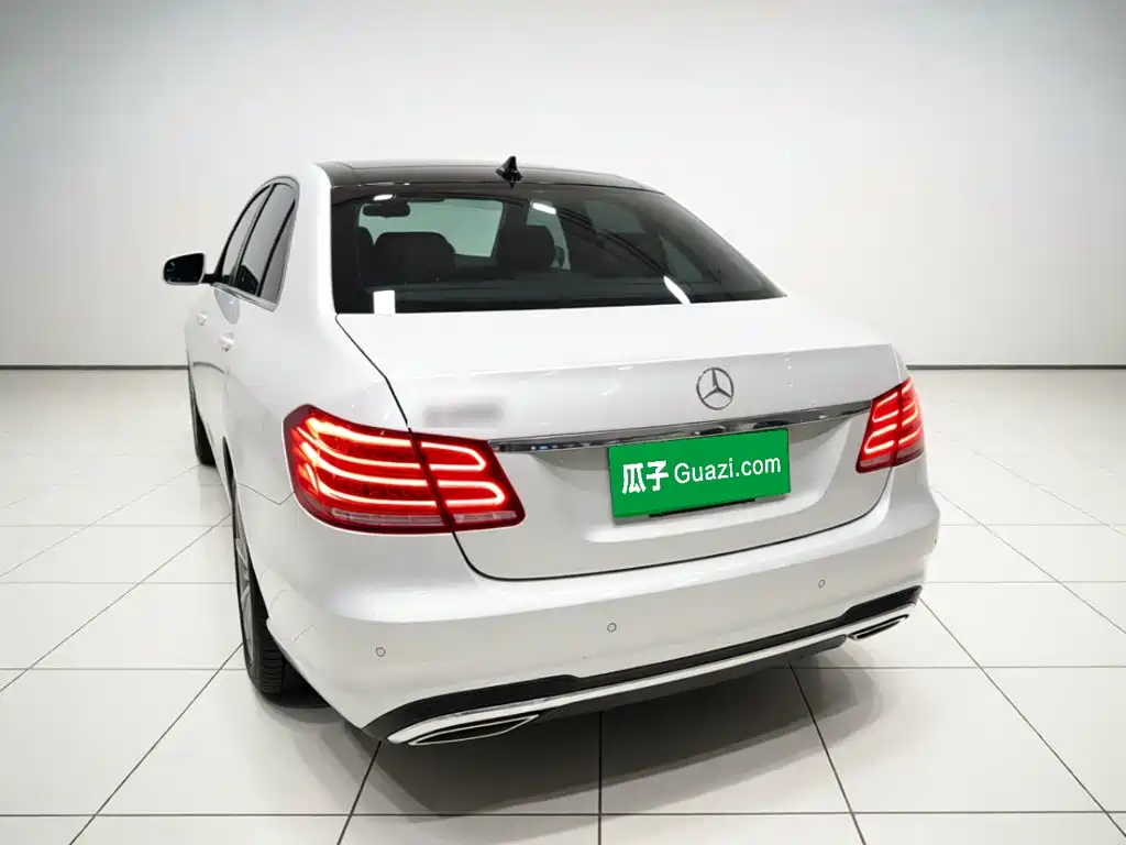 Mercedes-Benz E-Class — миниатюра 5
