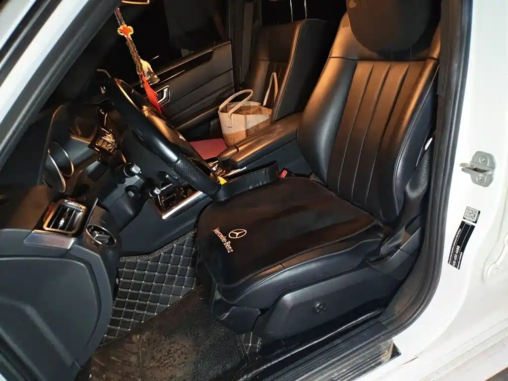 Mercedes-Benz E-Class — миниатюра 16