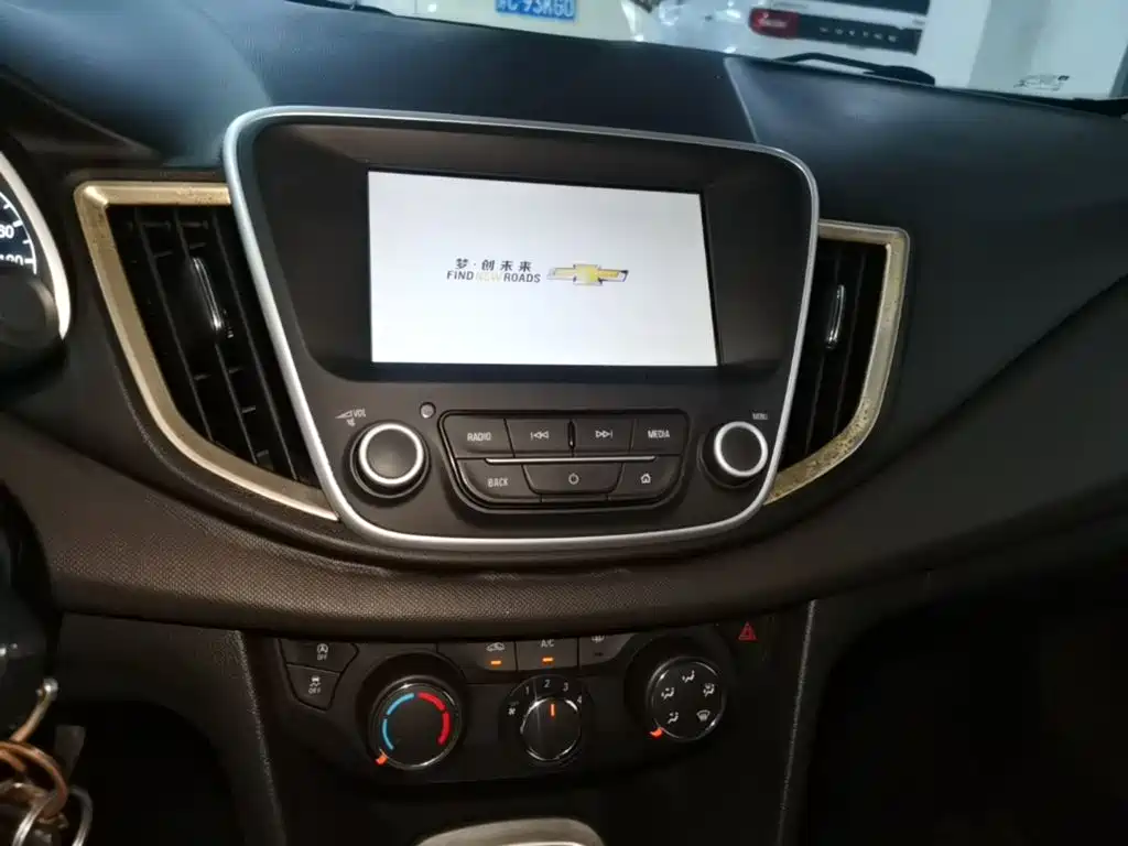 Chevrolet Cavalier — миниатюра 13