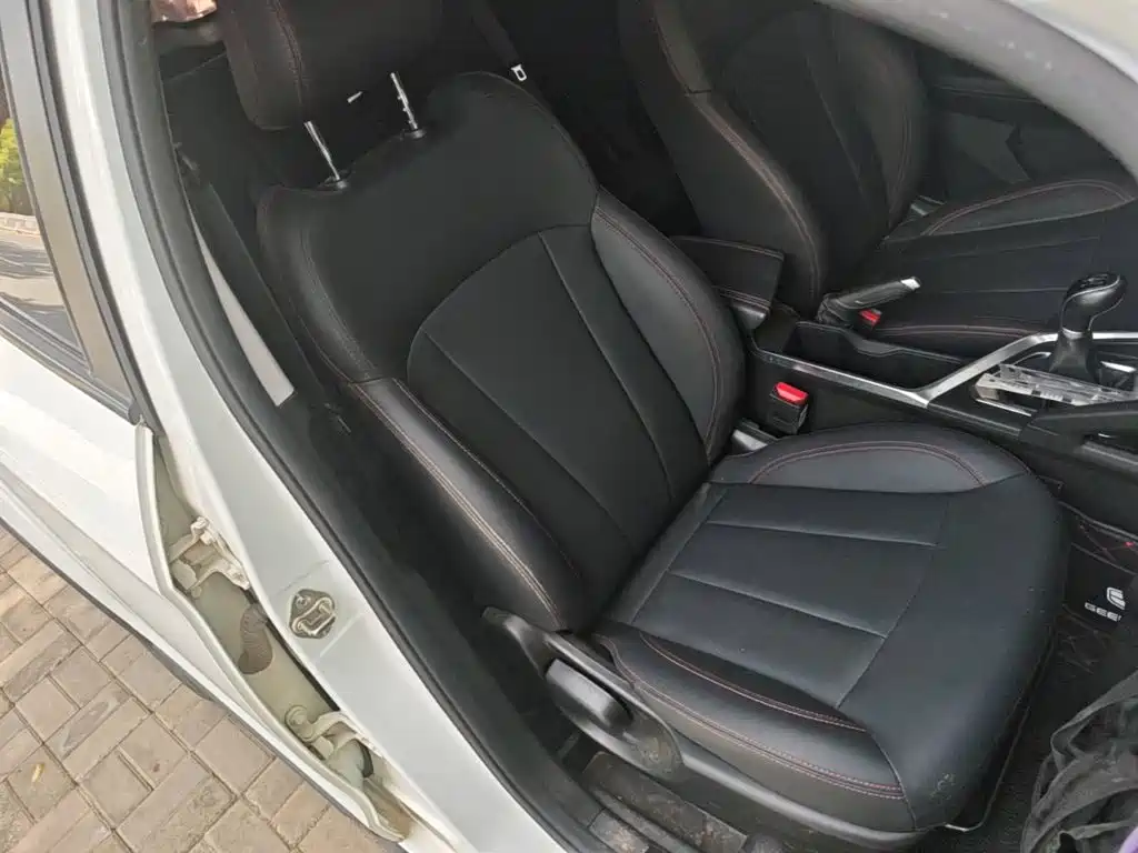 Geely Vision X3 — миниатюра 25