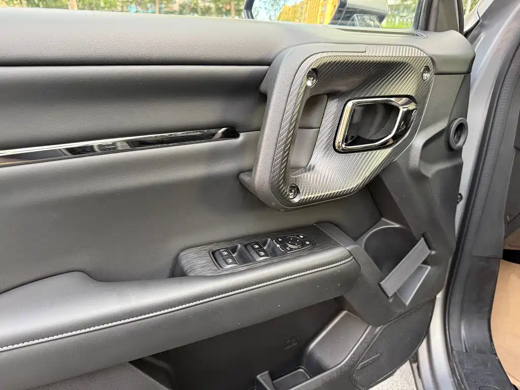 HAVAL SECOND GENERATION BIG DOG NEW ENERGY