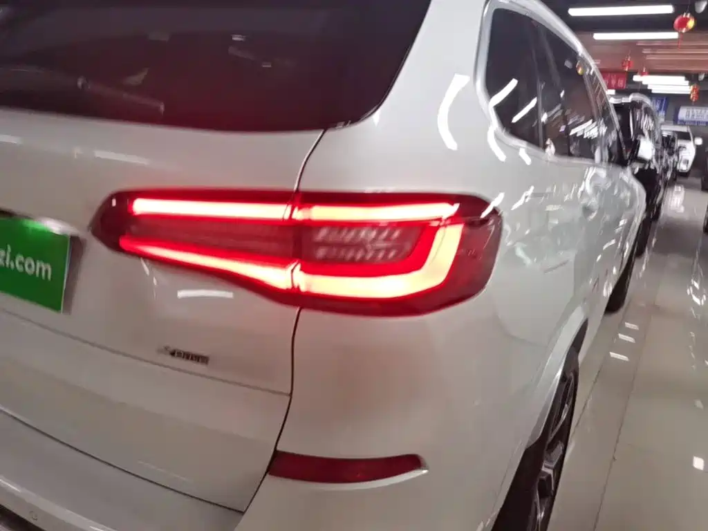 BMW X5 — миниатюра 8