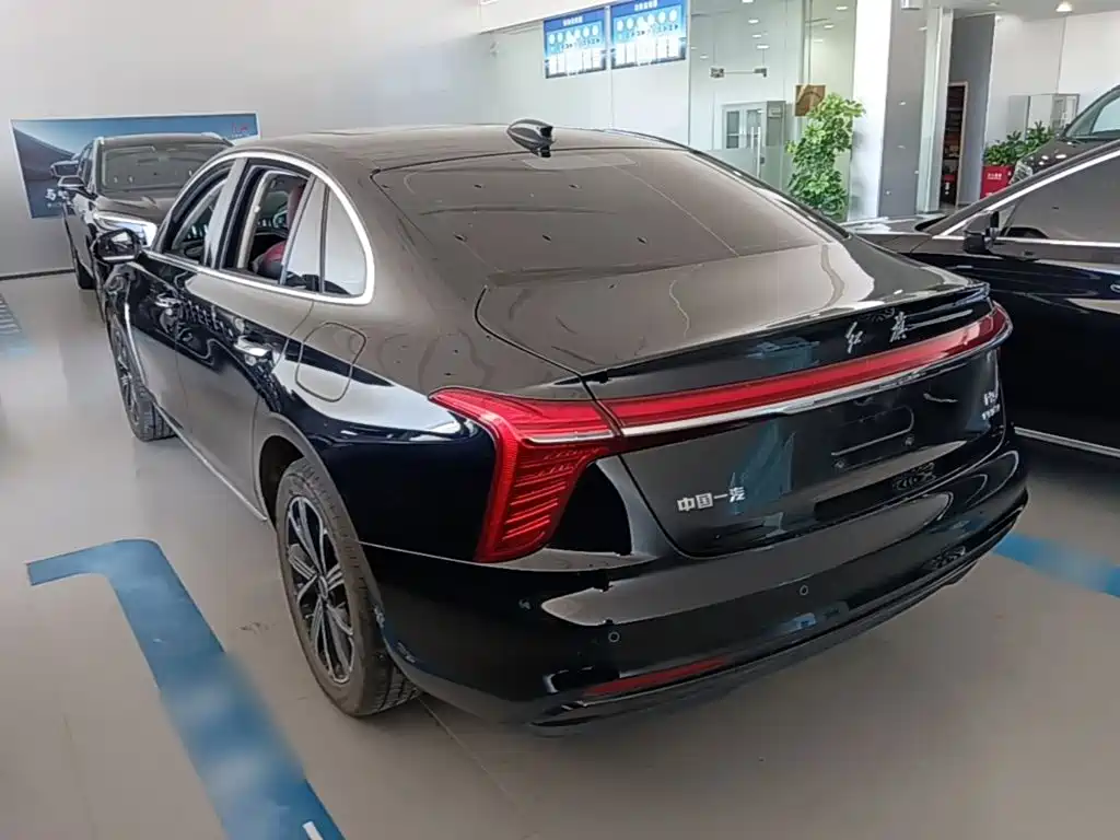 Hongqi Hongqi H5 PHEV — миниатюра 5