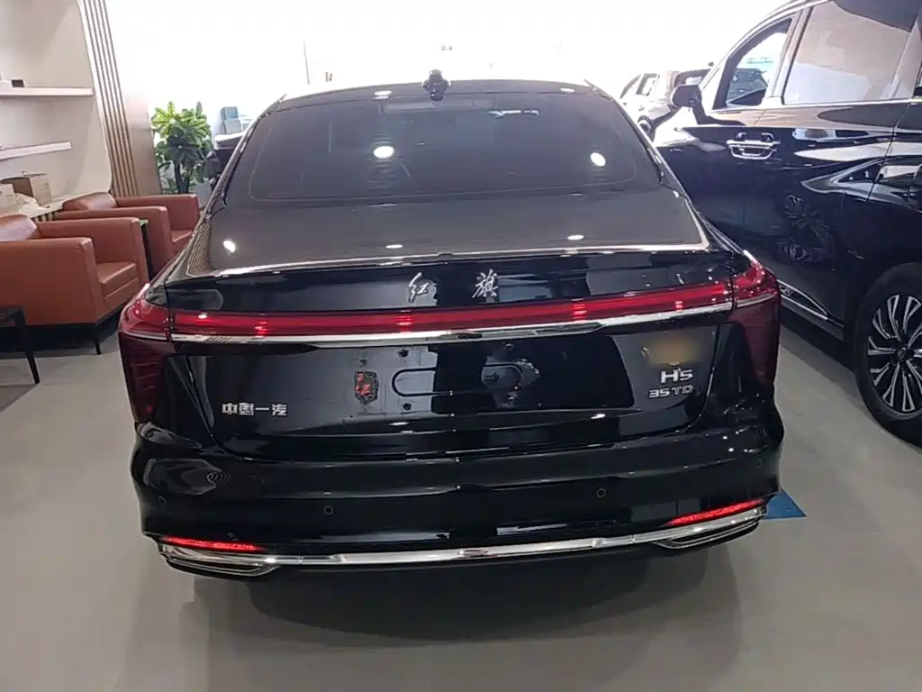 Hongqi Hongqi H5 — миниатюра 6