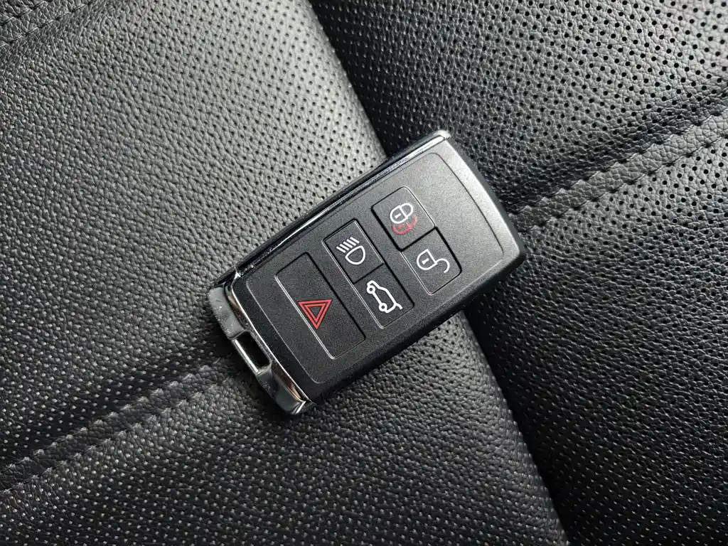 Land Rover Evoque — миниатюра 5